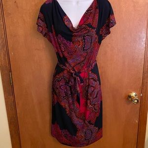 Beautiful Jones New York belted dress size M